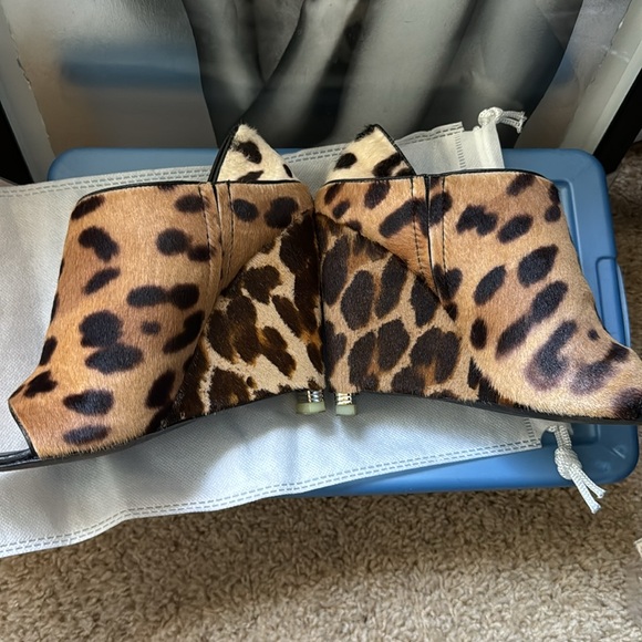 Alexander Wang Leopard Alla Peep-toe Wedges 37 7 Khloe Kardashian - Picture 8 of 8